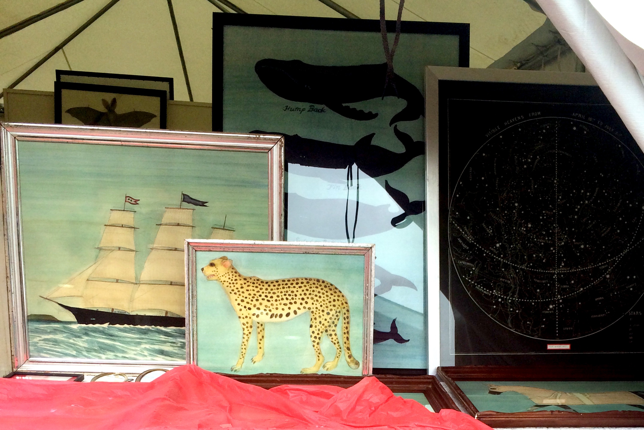 I love painting leopards, but I never would have thought of a pastel backdrop! I'll definitely be trying that out soon.