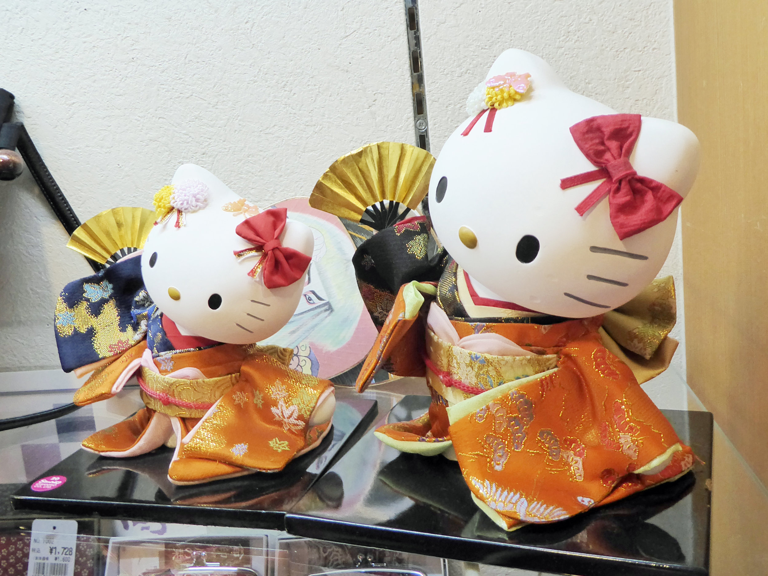 Even the Hello Kitty dolls in Kyoto wear kimonos