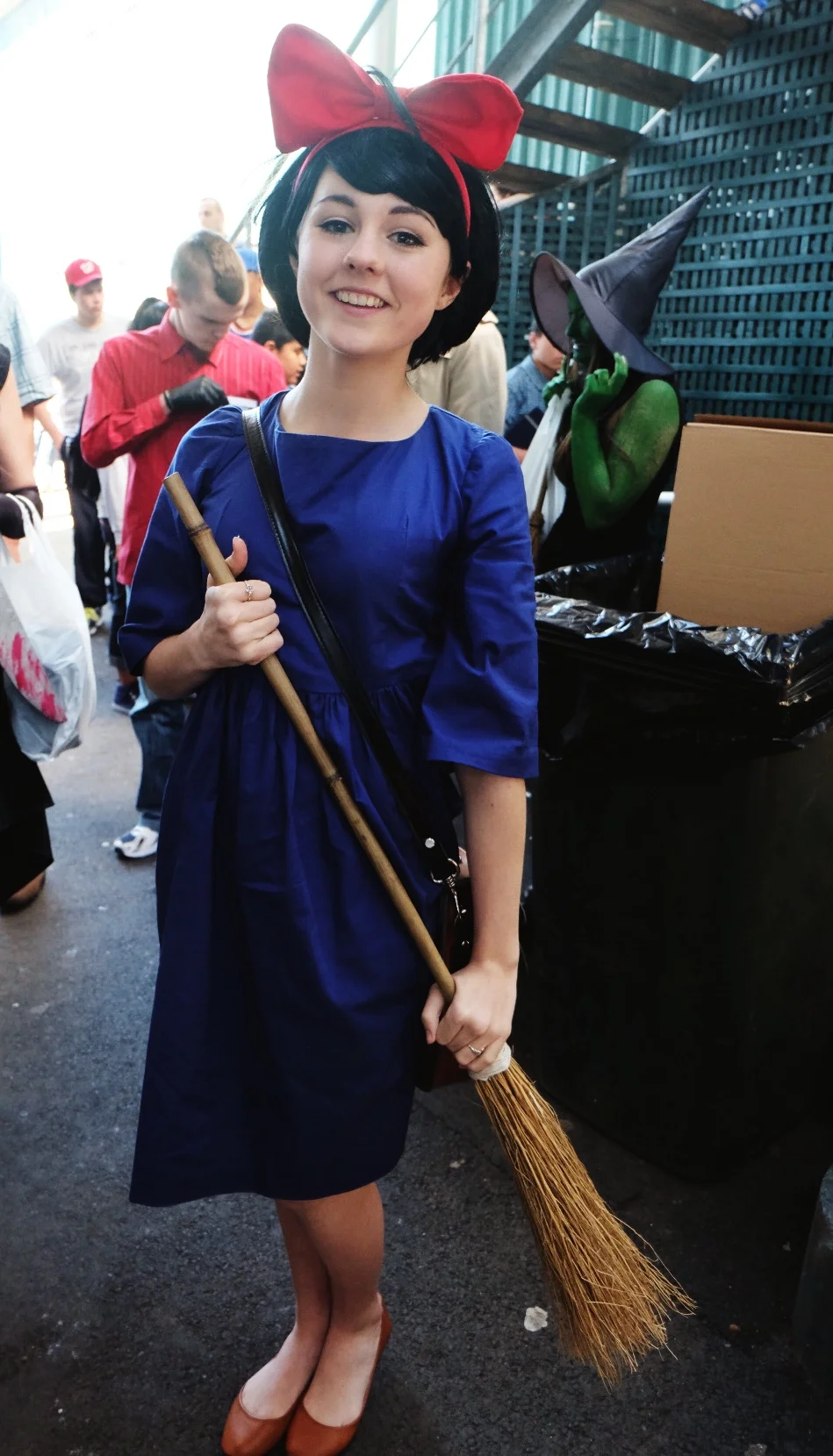 Izzy Brown dressed as Kiki from Kiki's delivery service