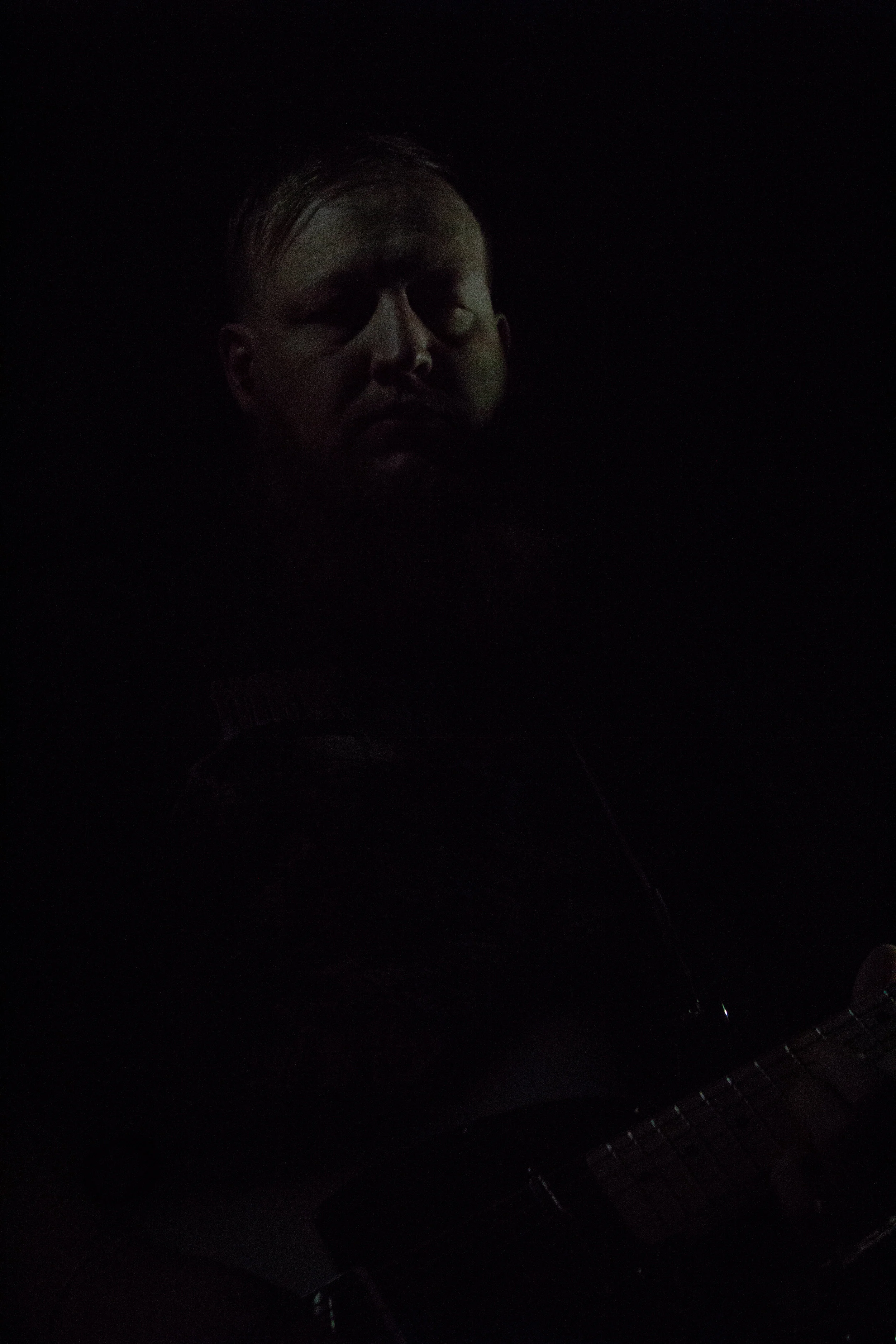 Listener (15 of 23).jpg