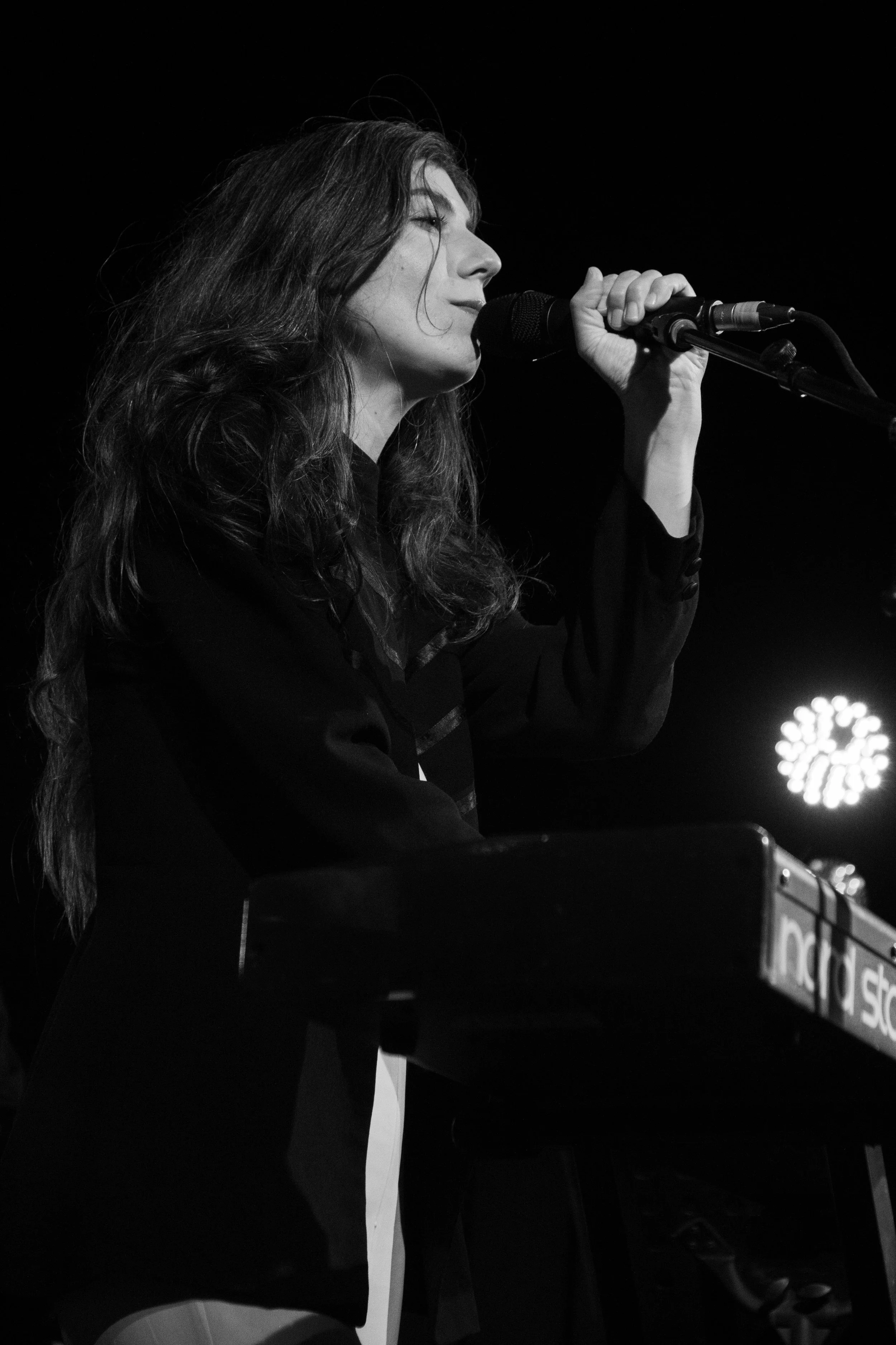 Julia-Holter-3906.jpg