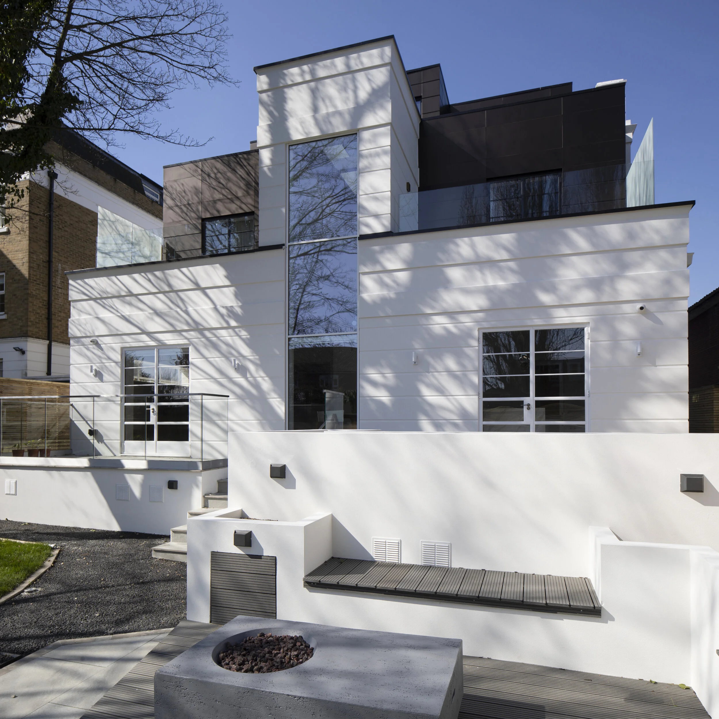 12. Woodford Road.jpg
