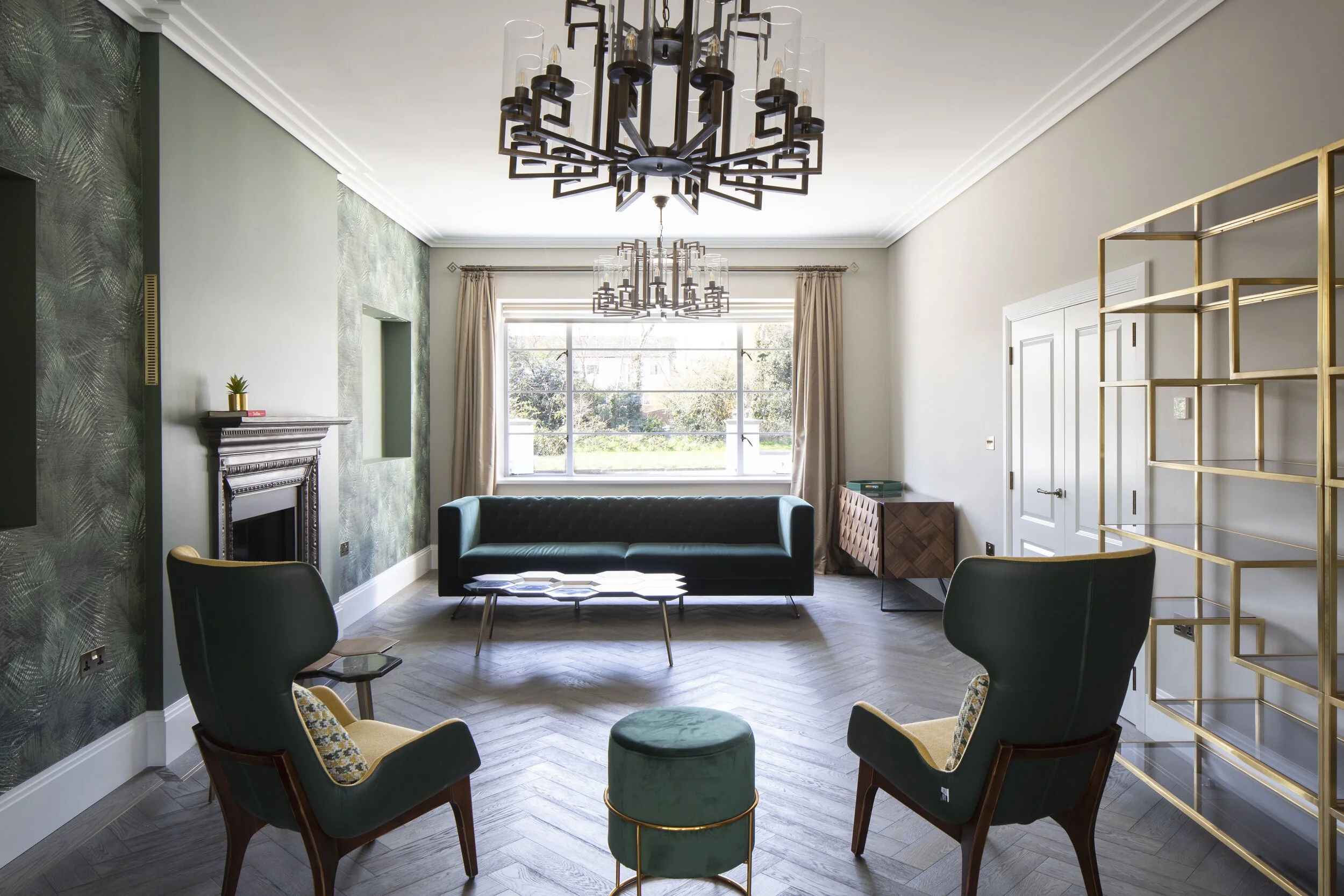 35. Woodford Road.jpg