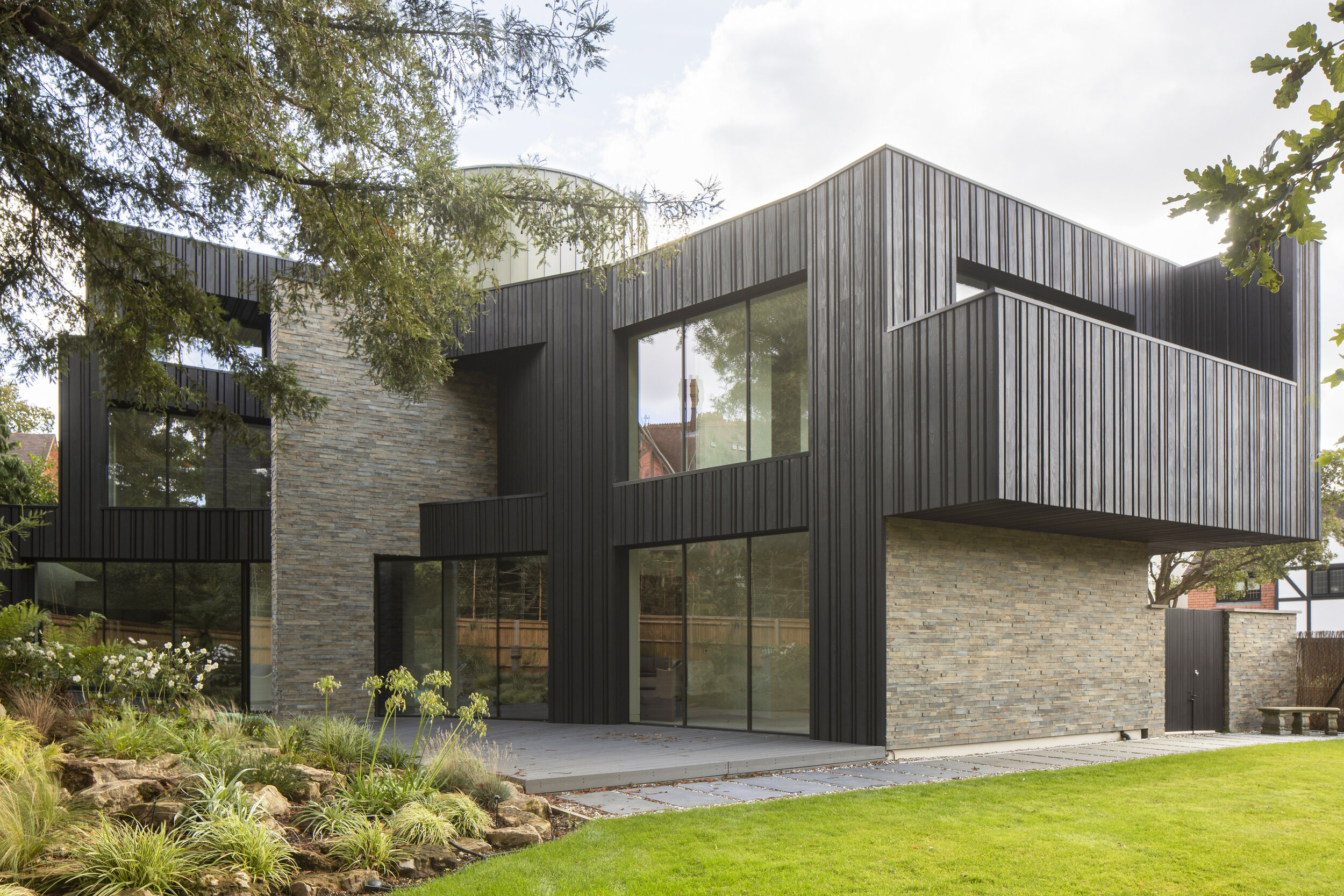 Wyvern House, Loughton