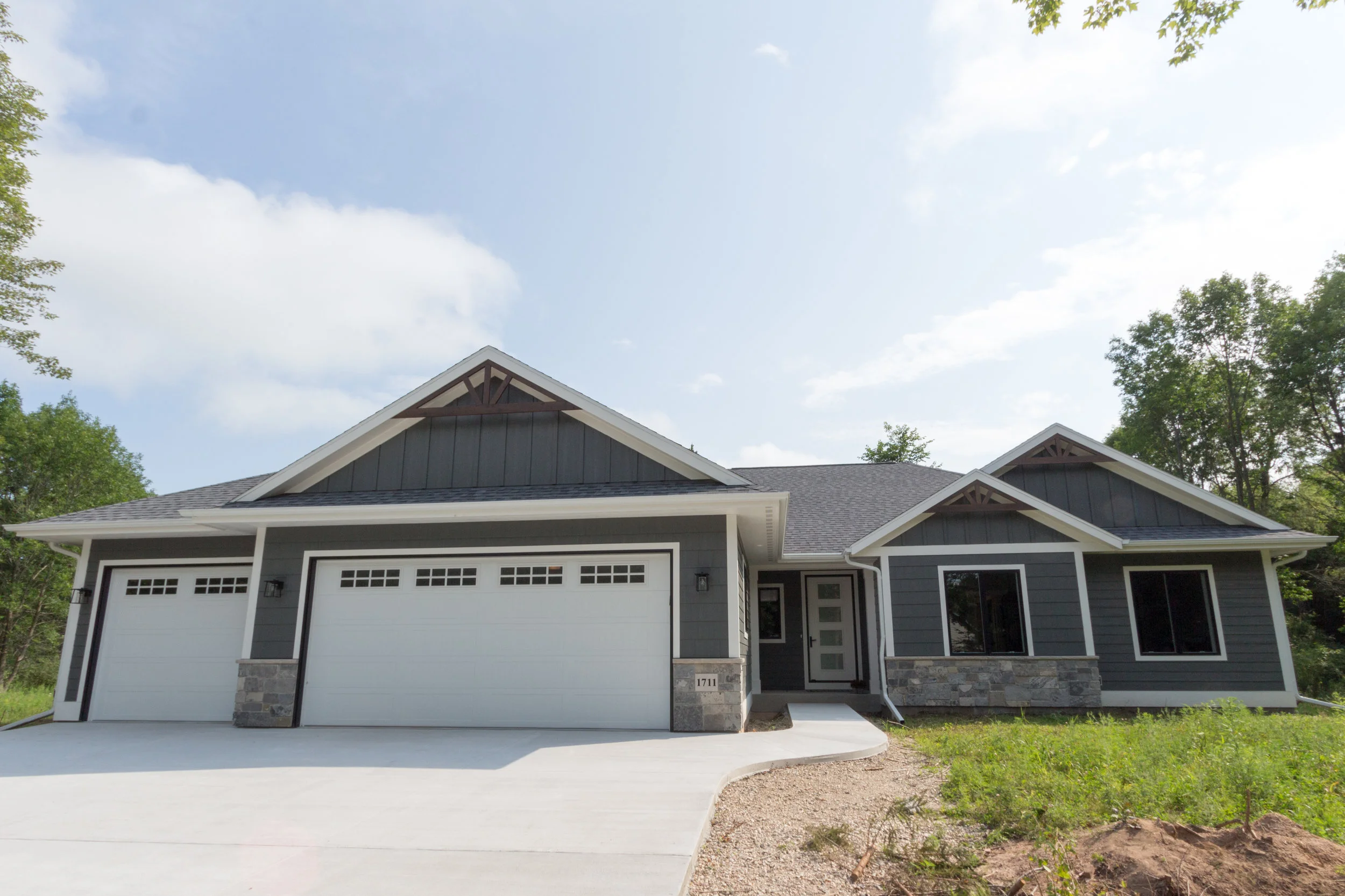 2017 Spring Tour of Homes Model1711 Andrae Circle - SOLD