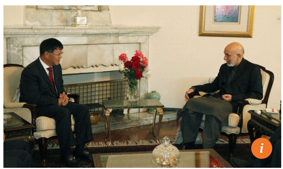 Shen Heting of MCC meets Afghan President Hamid Karzai at the Presidential Palace in Kabul on October 18, 2012. Photo: Handout