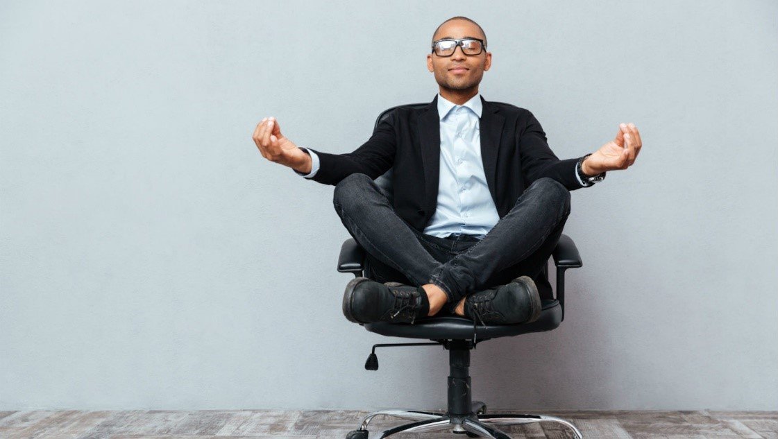 7 Simple Ways to Incorporate Yoga Stretching into Your Busy Workday