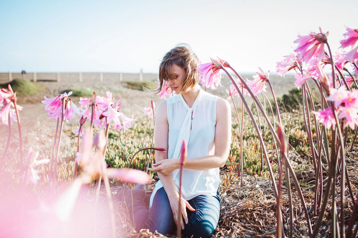 2N8A5505 field  sm.jpeg