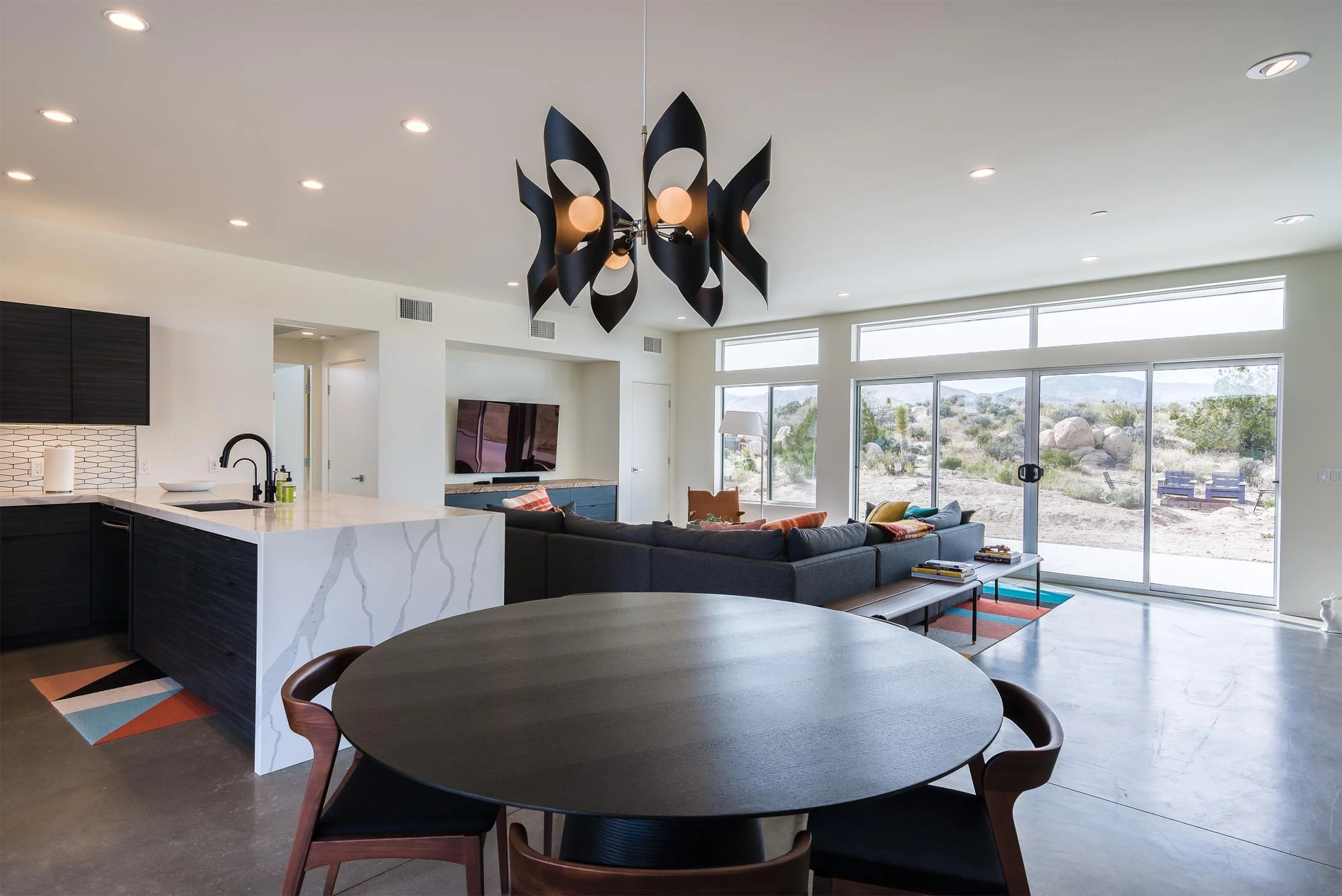 Dining Area 2 (1 of 1).jpg