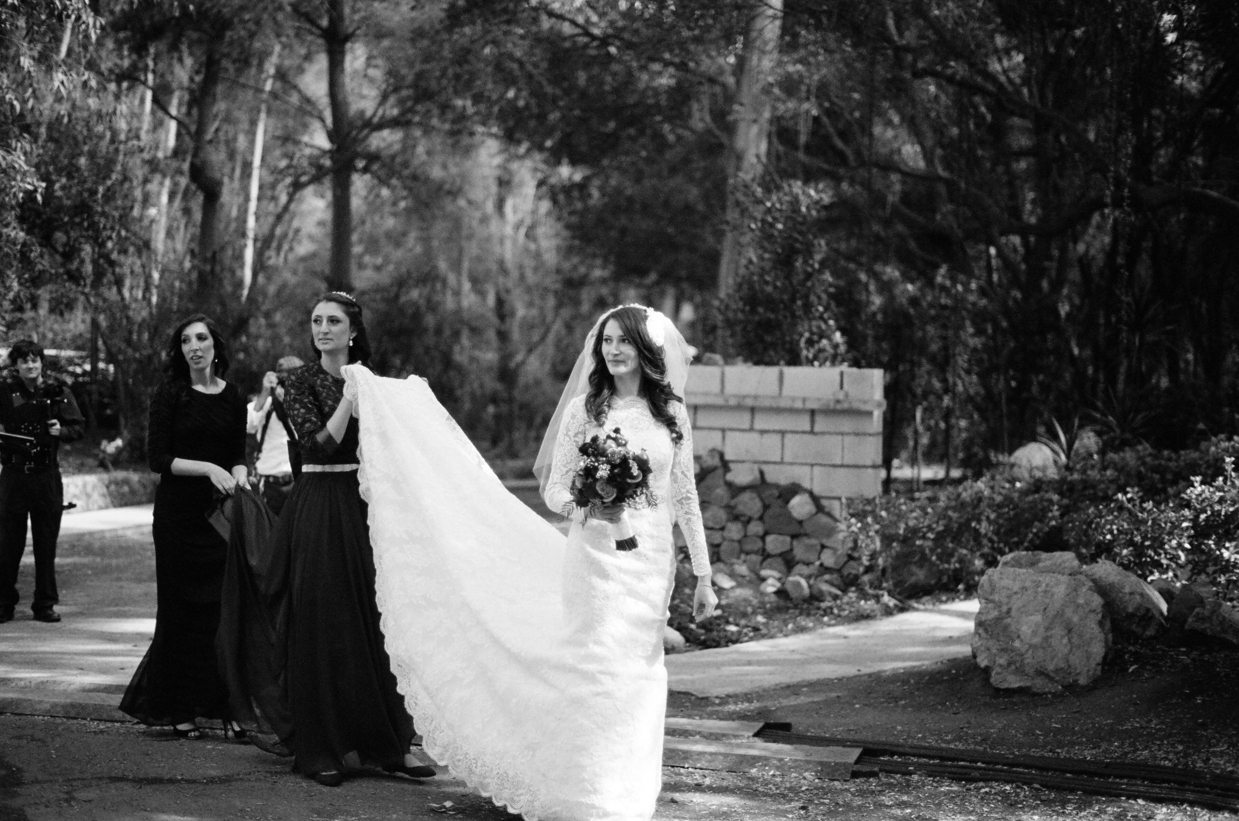 Top destination wedding photographer photographs Orthodox Jewish wedding at Calamigos Ranch California Wedding
