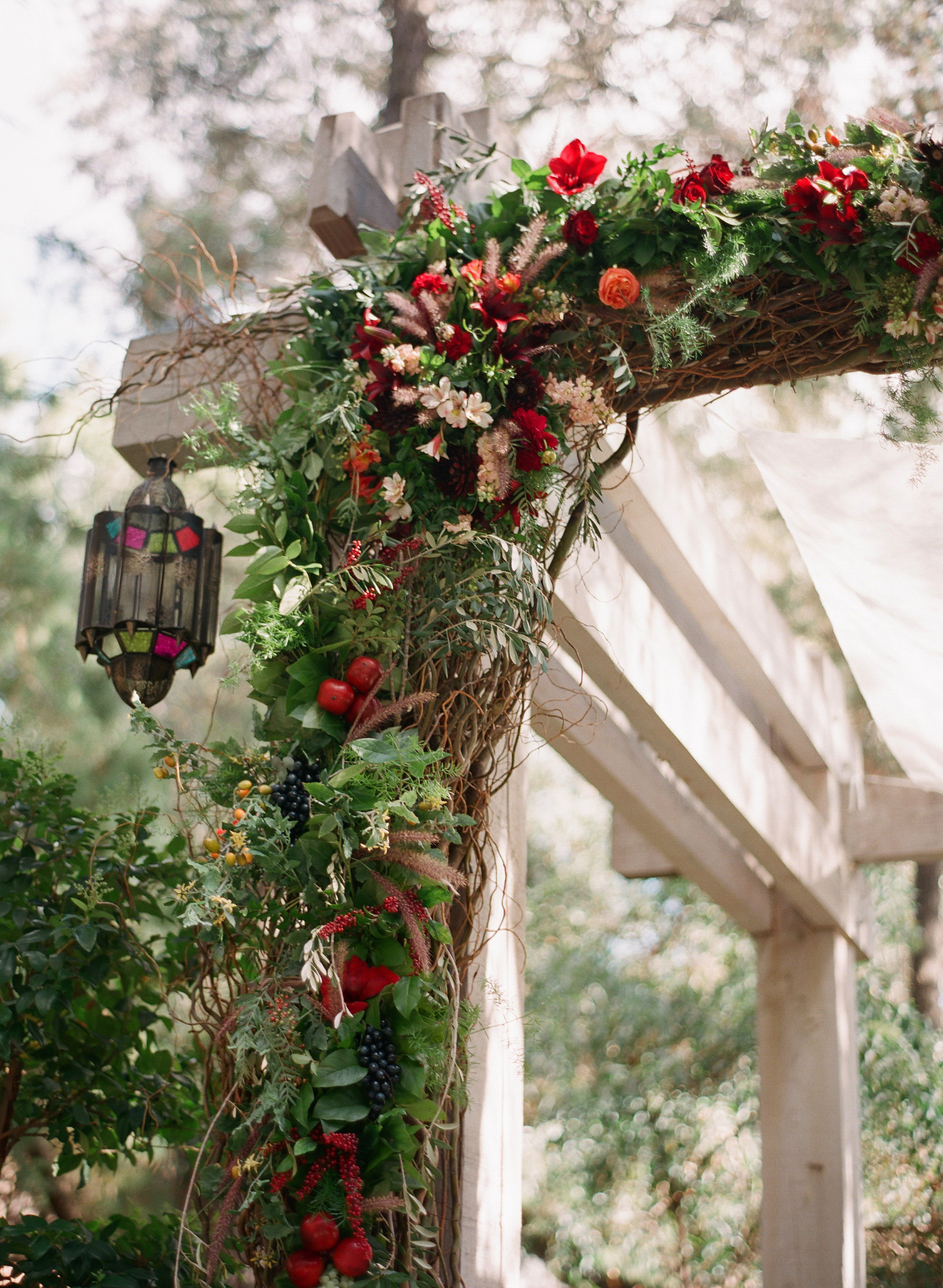 Top destination wedding photographer photographs Orthodox Jewish wedding at Calamigos Ranch California Wedding