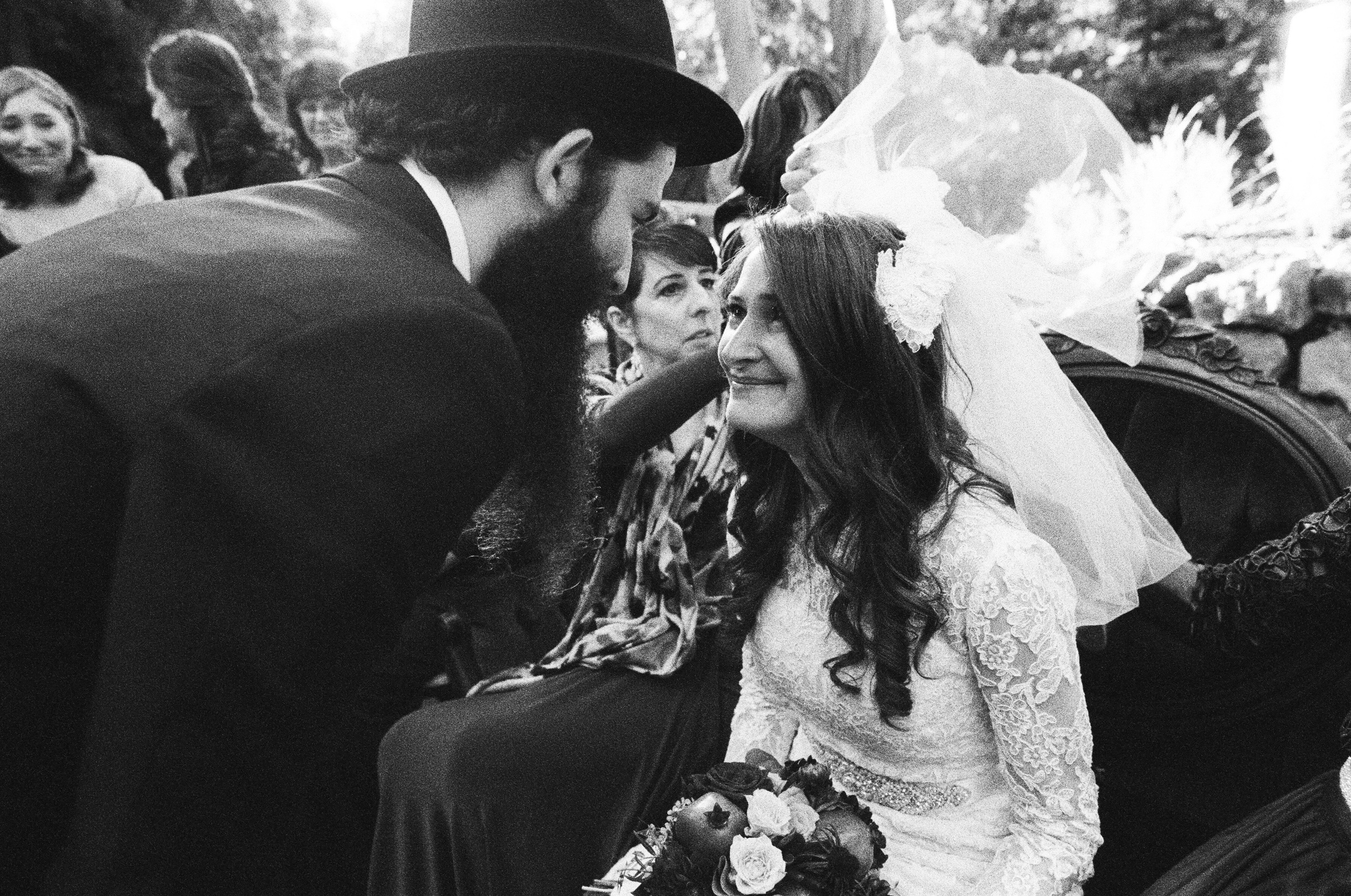 Top destination wedding photographer photographs Orthodox Jewish wedding at Calamigos Ranch California Wedding