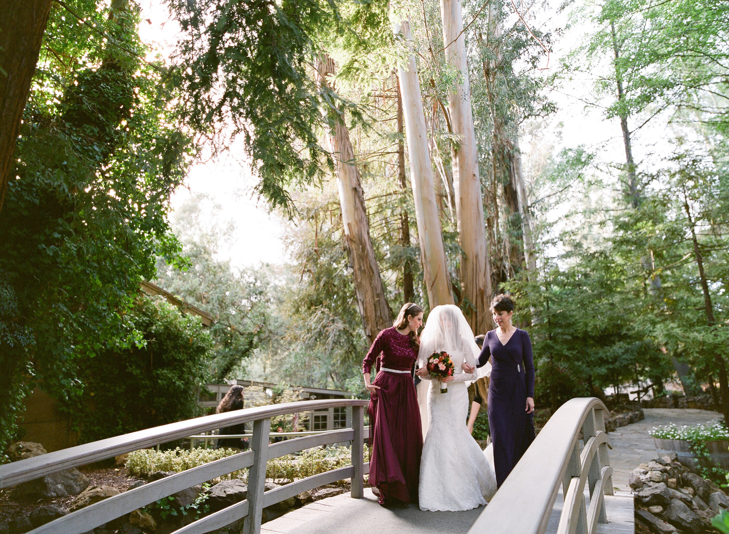 Top destination wedding photographer photographs Orthodox Jewish wedding at Calamigos Ranch California Wedding