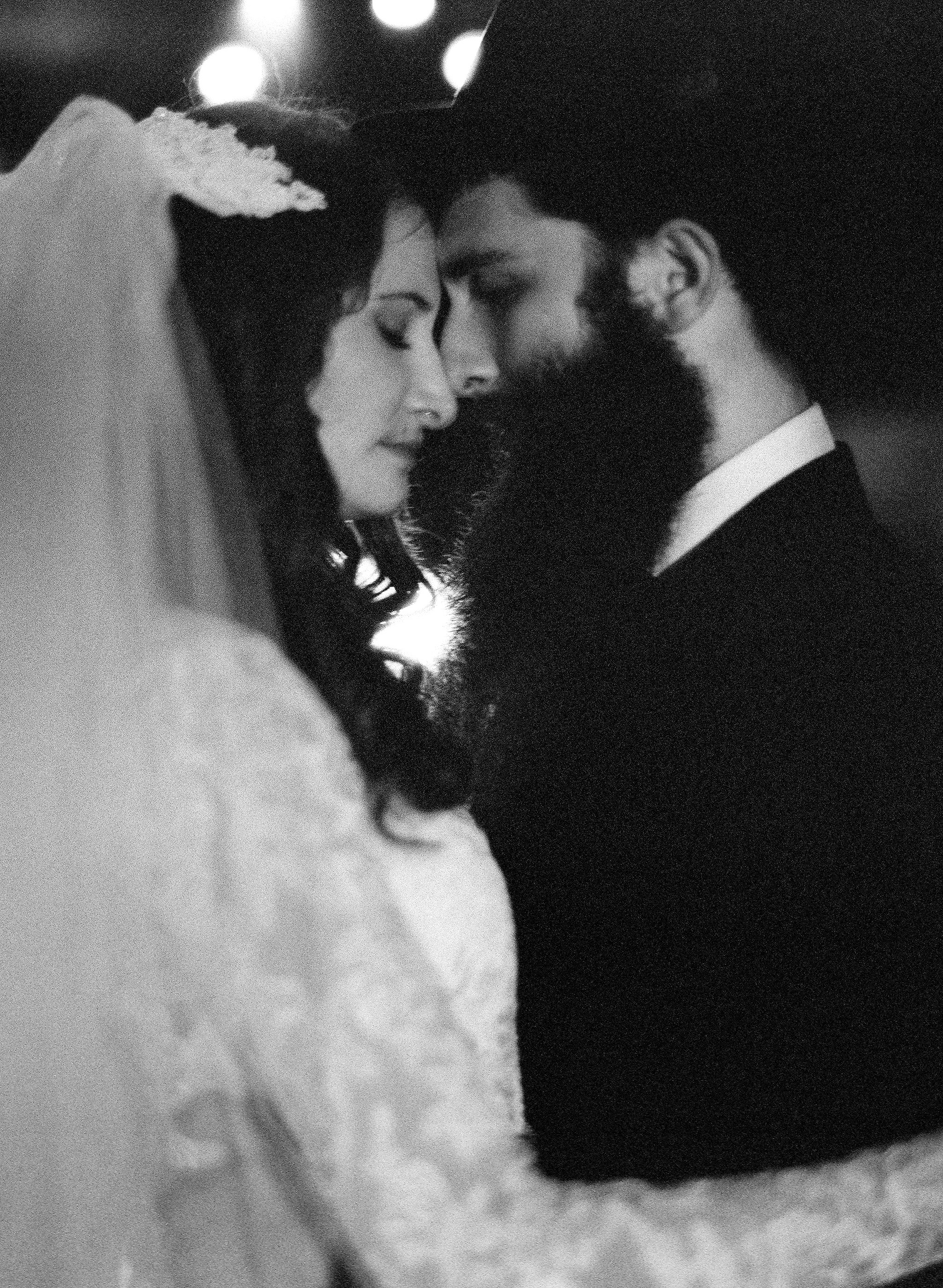 Top destination wedding photographer photographs Orthodox Jewish wedding at Calamigos Ranch California Wedding