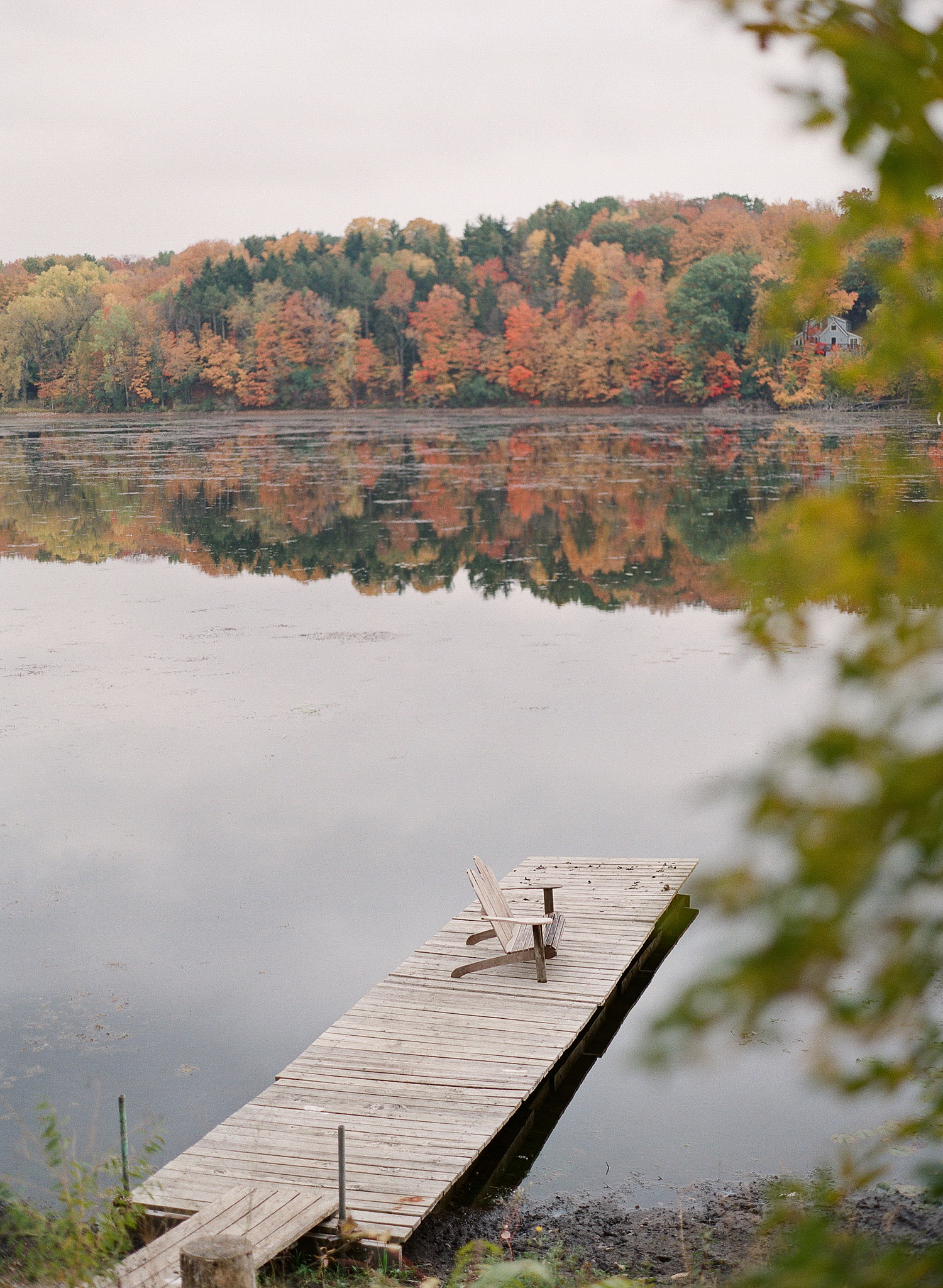 Lexia Frank is a destination wedding photographer and film photographer who shoots luxury weddings throughout the US and worldwide. Camp Wandawega wedding