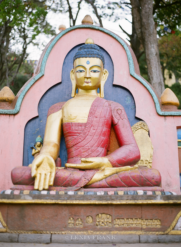 Lexia Frank is a destination wedding photographer and film photographer. As a travel photographer, she visited Nepal in 2015 and photographed these film images of nepalese street life. www.lexiafrank.com Nepal Photography, photography of nepal, nepal stock photography, nepalese children, film photography, contax 645, zeiss lens