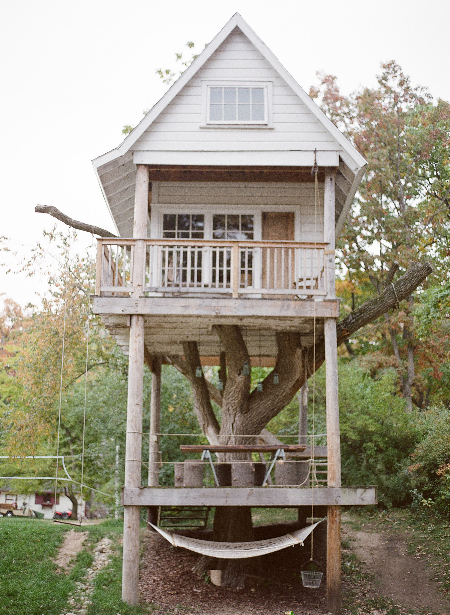 wisconsin fall mini sessions 2015 with Lexia Frank Photography at Camp Wandawega. Lexia is a fine art film photographer in wisconsin and worldwide