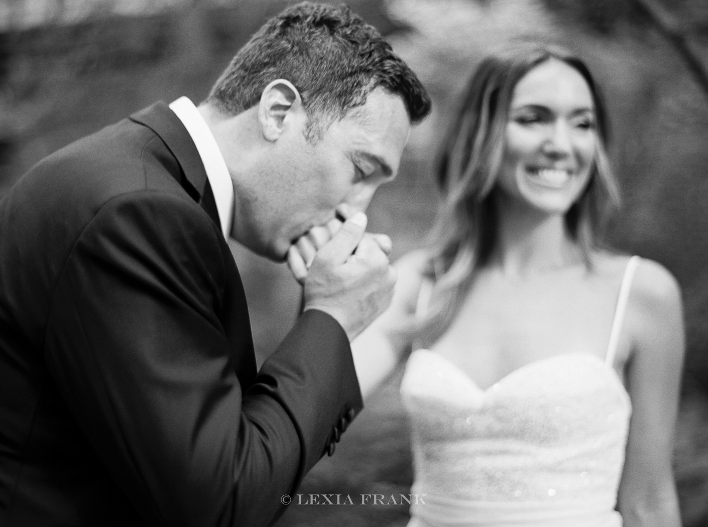 destination wedding photographer Lexia Frank- a portland oregon fine art film photographer- photographs this luxury wedding at whistling straits golf course wedding on film. 
