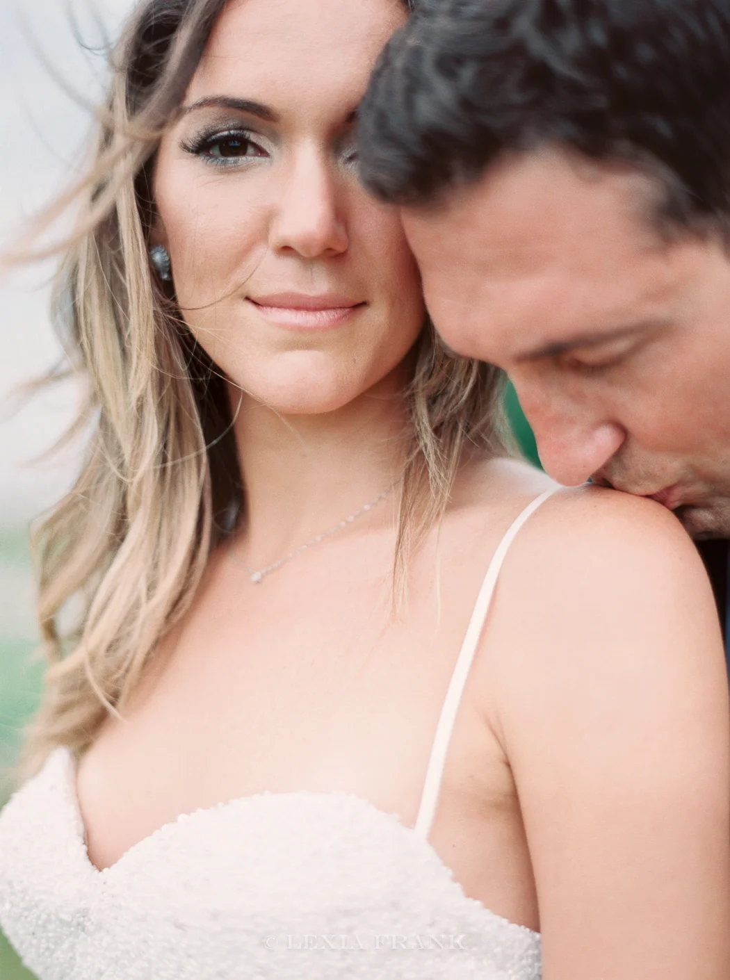 destination wedding photographer Lexia Frank- a portland oregon fine art film photographer- photographs this luxury wedding at whistling straits golf course wedding on film. 