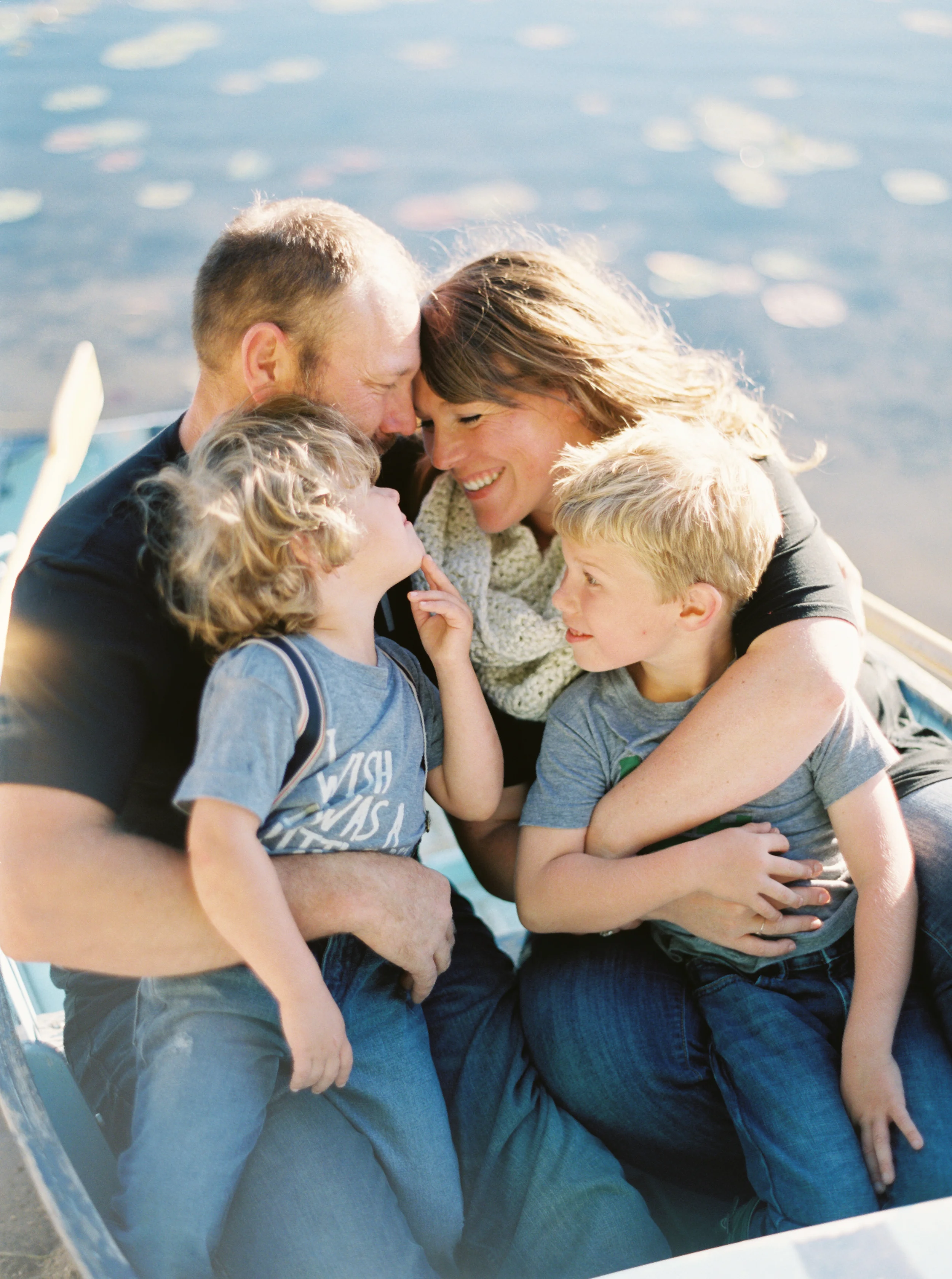 portland oregon family photographer lexia frank is a lifestyle film photographer photographing families on film at camp wandawega www.lexiafrank.com