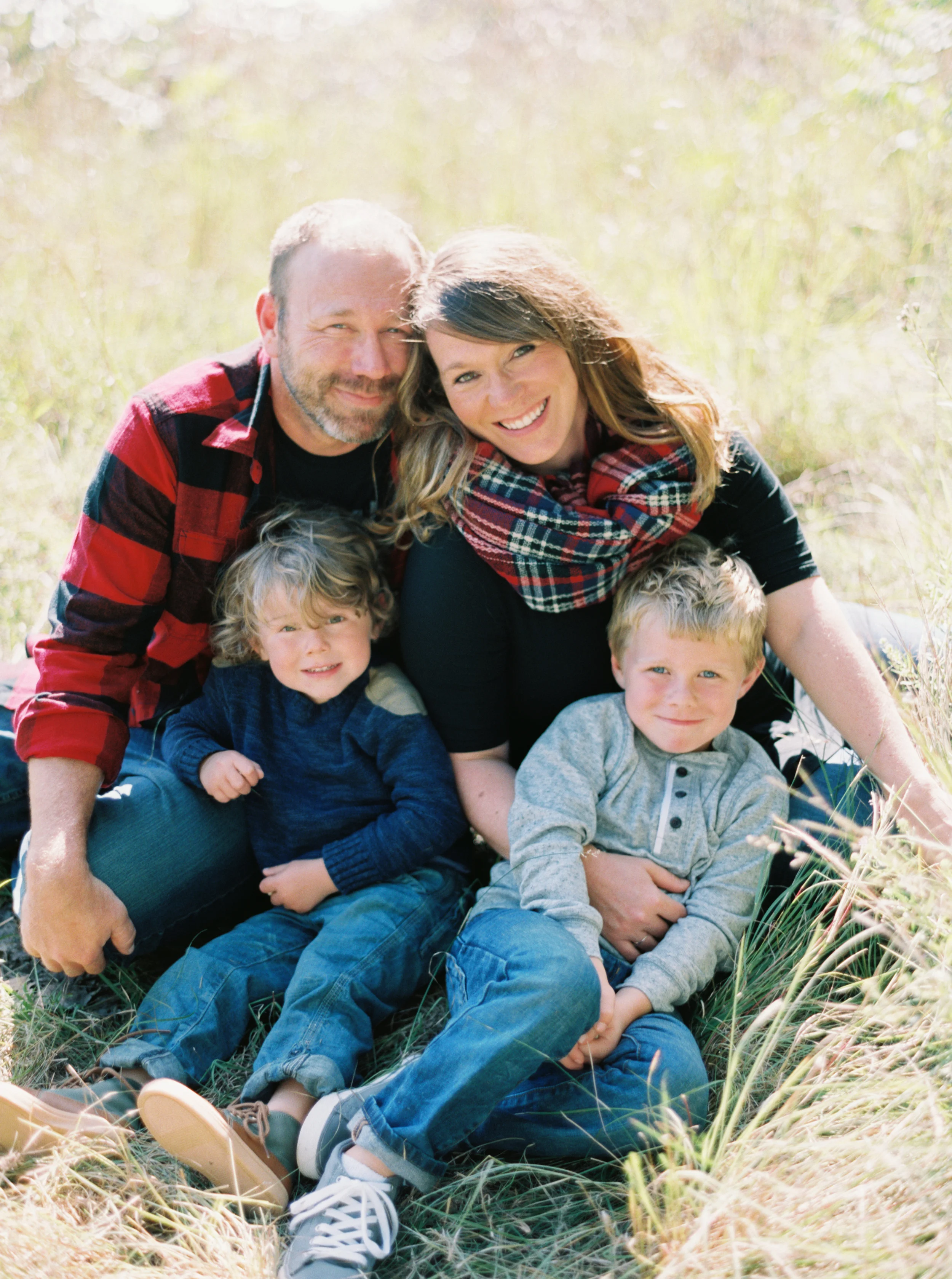 portland oregon family photographer lexia frank is a lifestyle film photographer photographing families on film at camp wandawega www.lexiafrank.com
