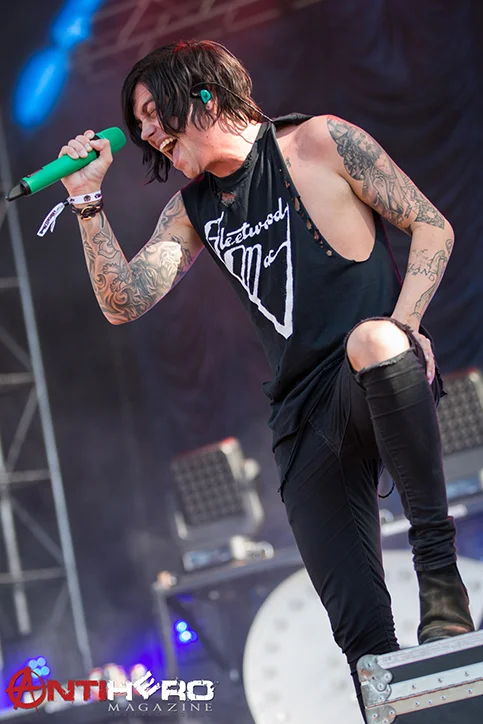 sleeping with sirens