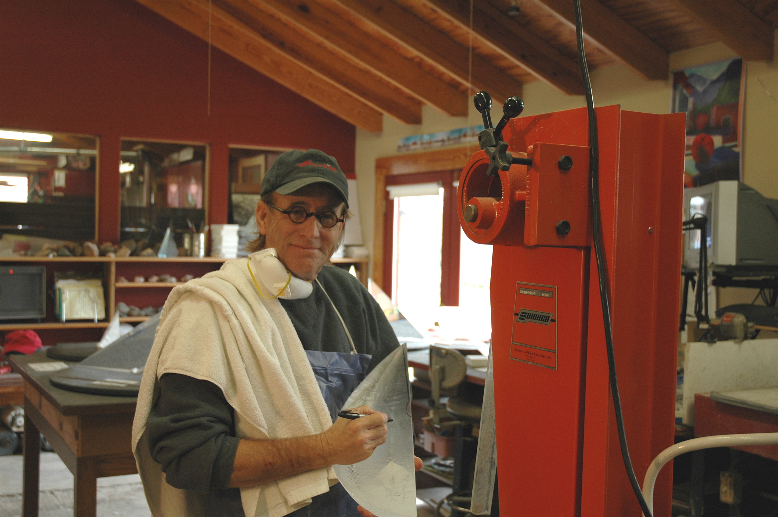 Kreg Kallenberger in the glass studio