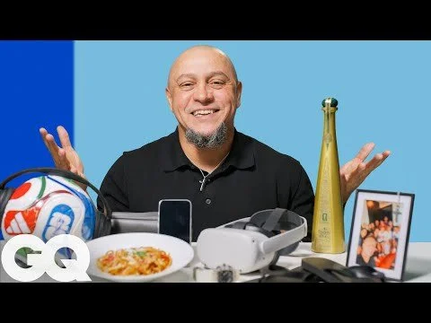 10* Things Brazil Legend Roberto Carlos Can't Live Without