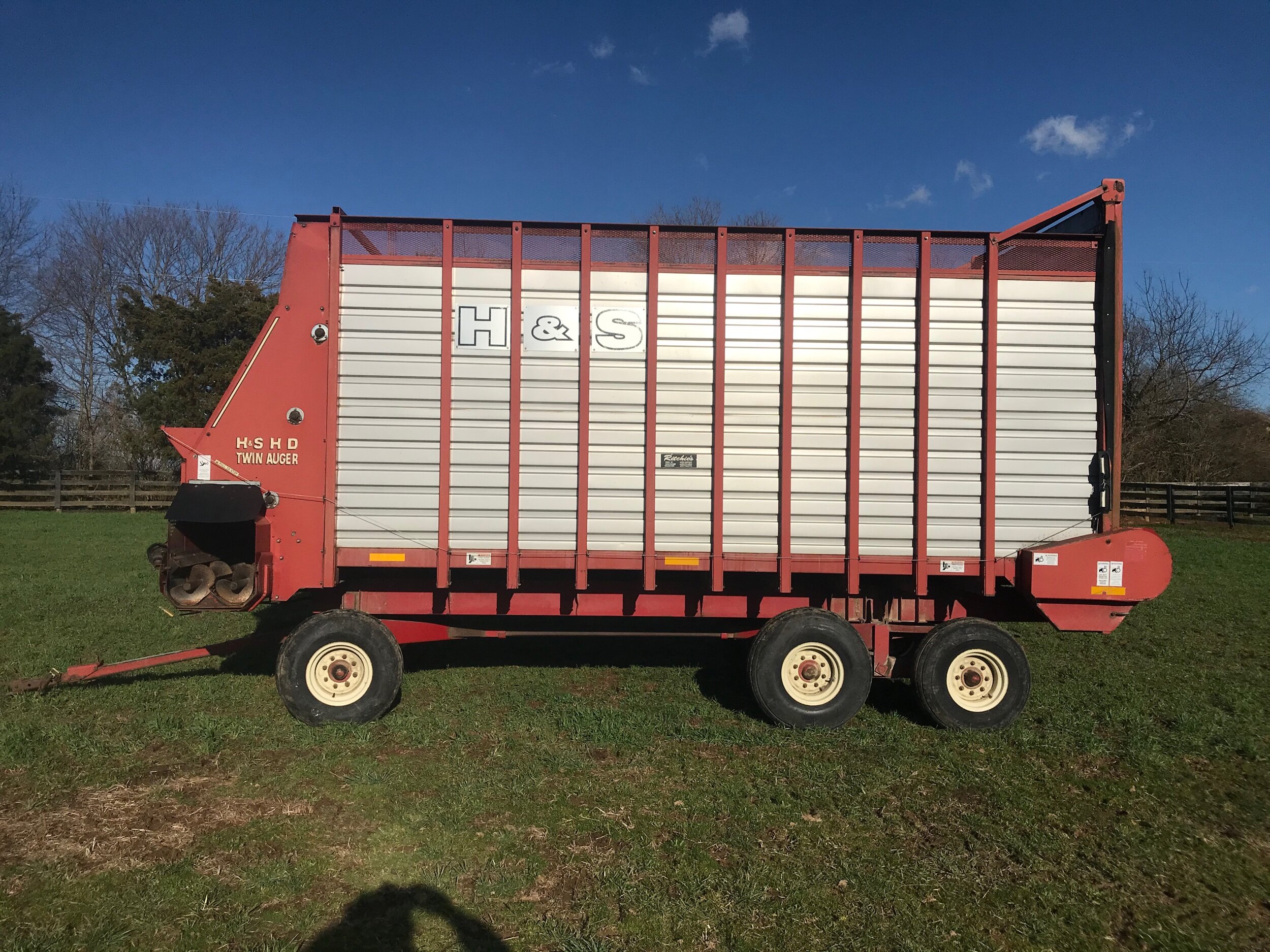H s rear unloader silage wagon — Red Barn and Associates