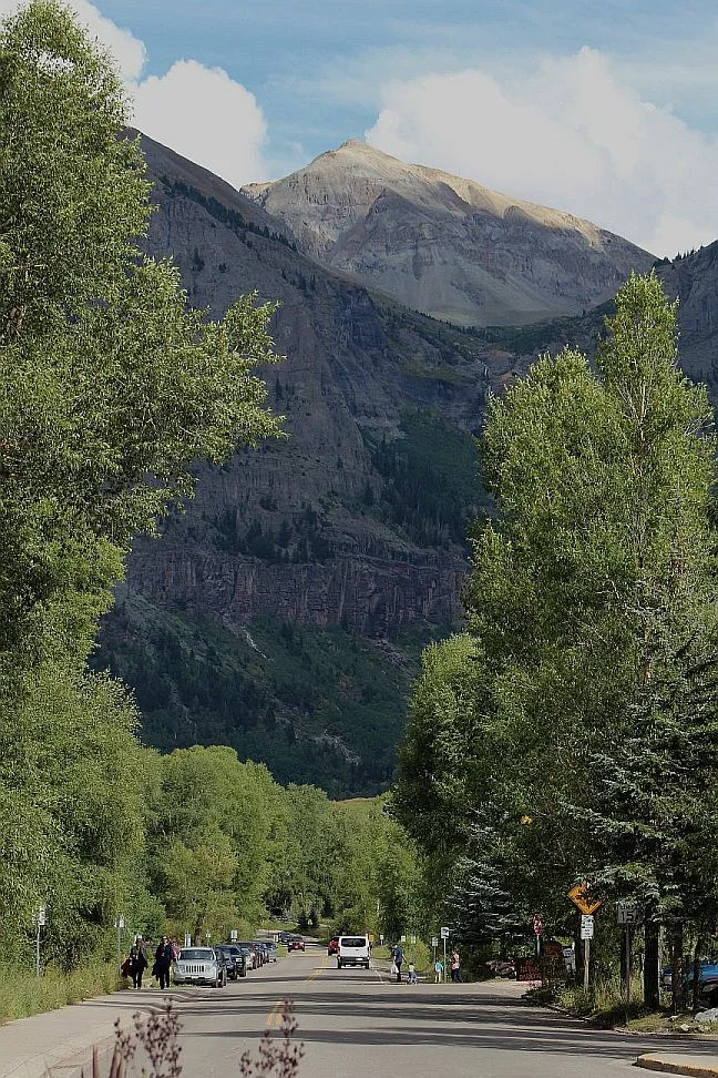 approaching the first and most formidable climb. right over the mountain
