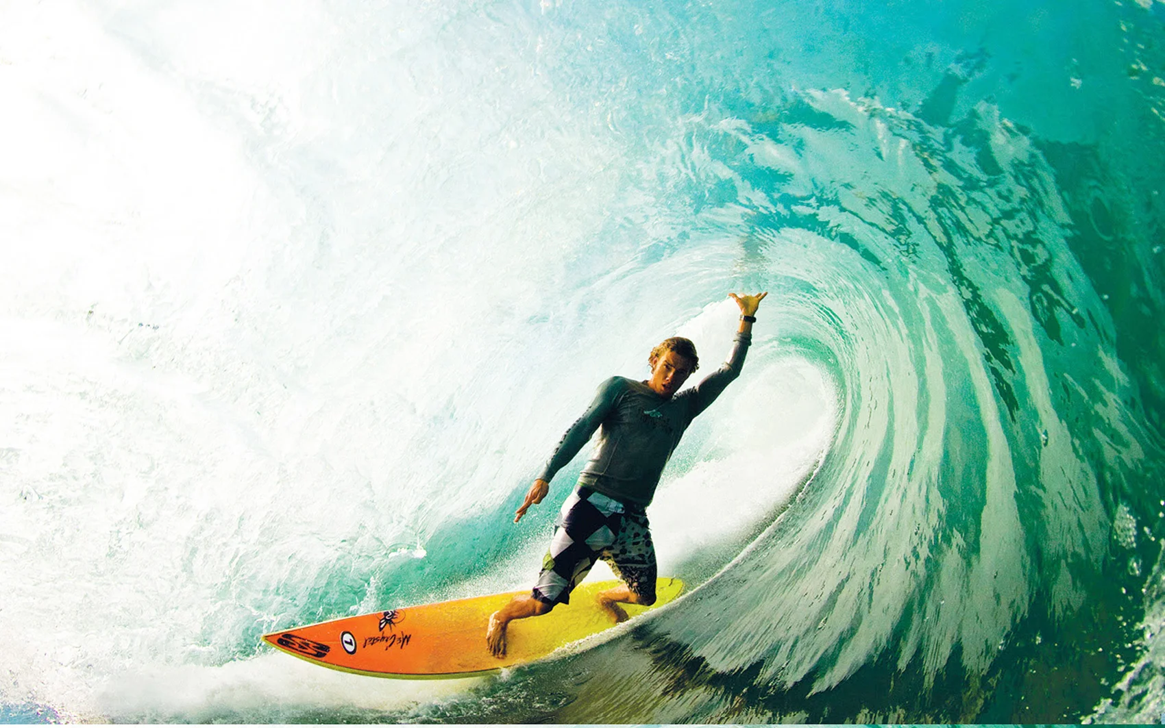 Amazign-surf-HERO.jpg