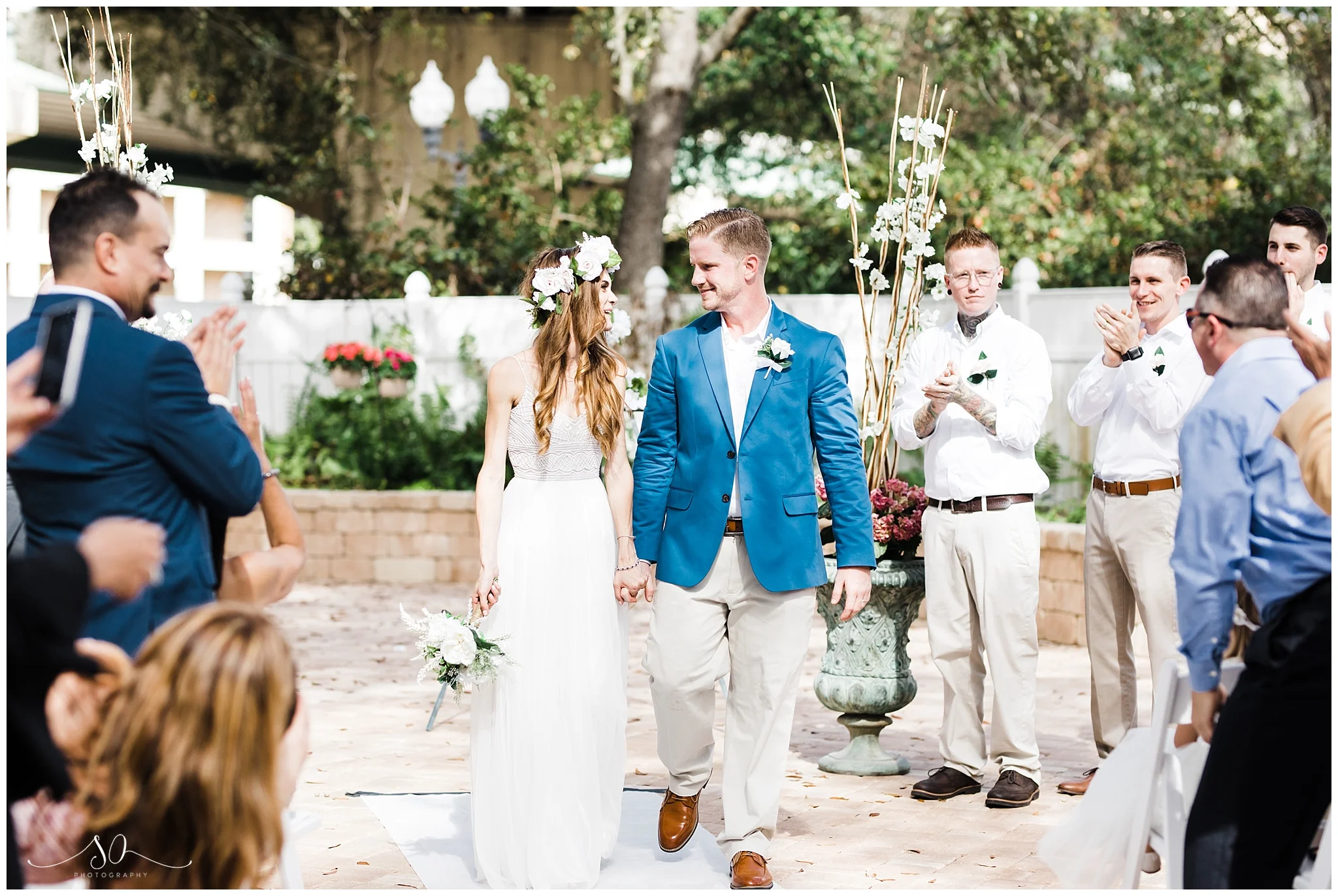 courtyard at lake lucerne wedding_0081.jpg