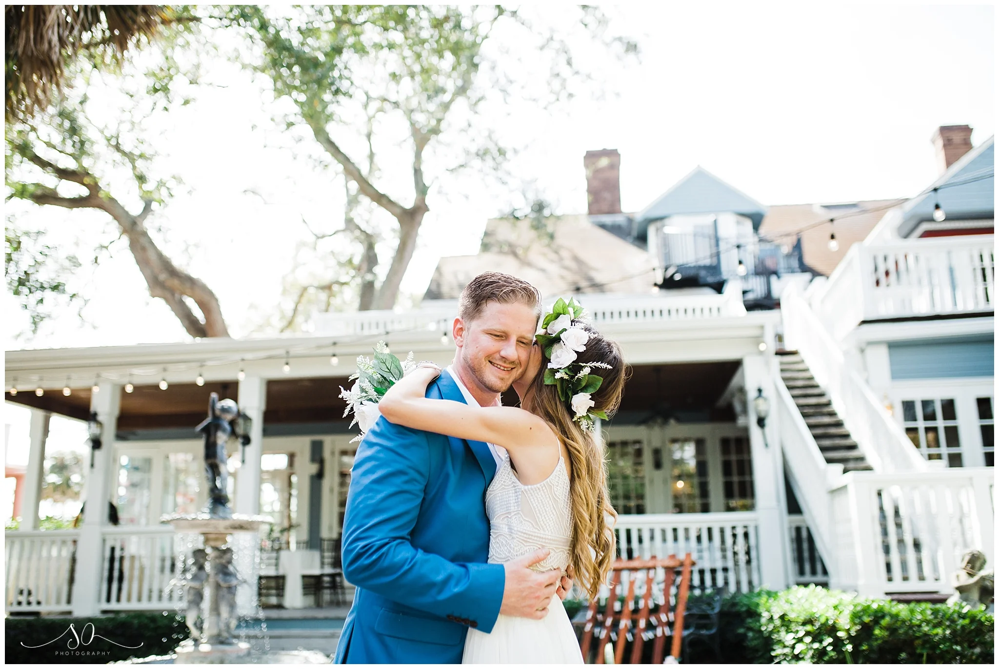 courtyard at lake lucerne wedding_0125.jpg