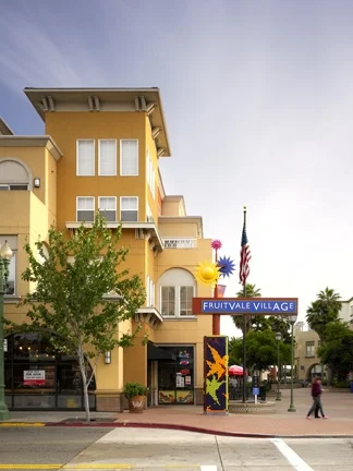 Fruitvale_02.jpg