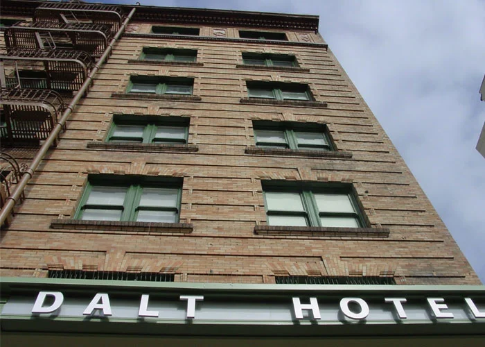 Dalt-Hotel-Pic-1.jpg