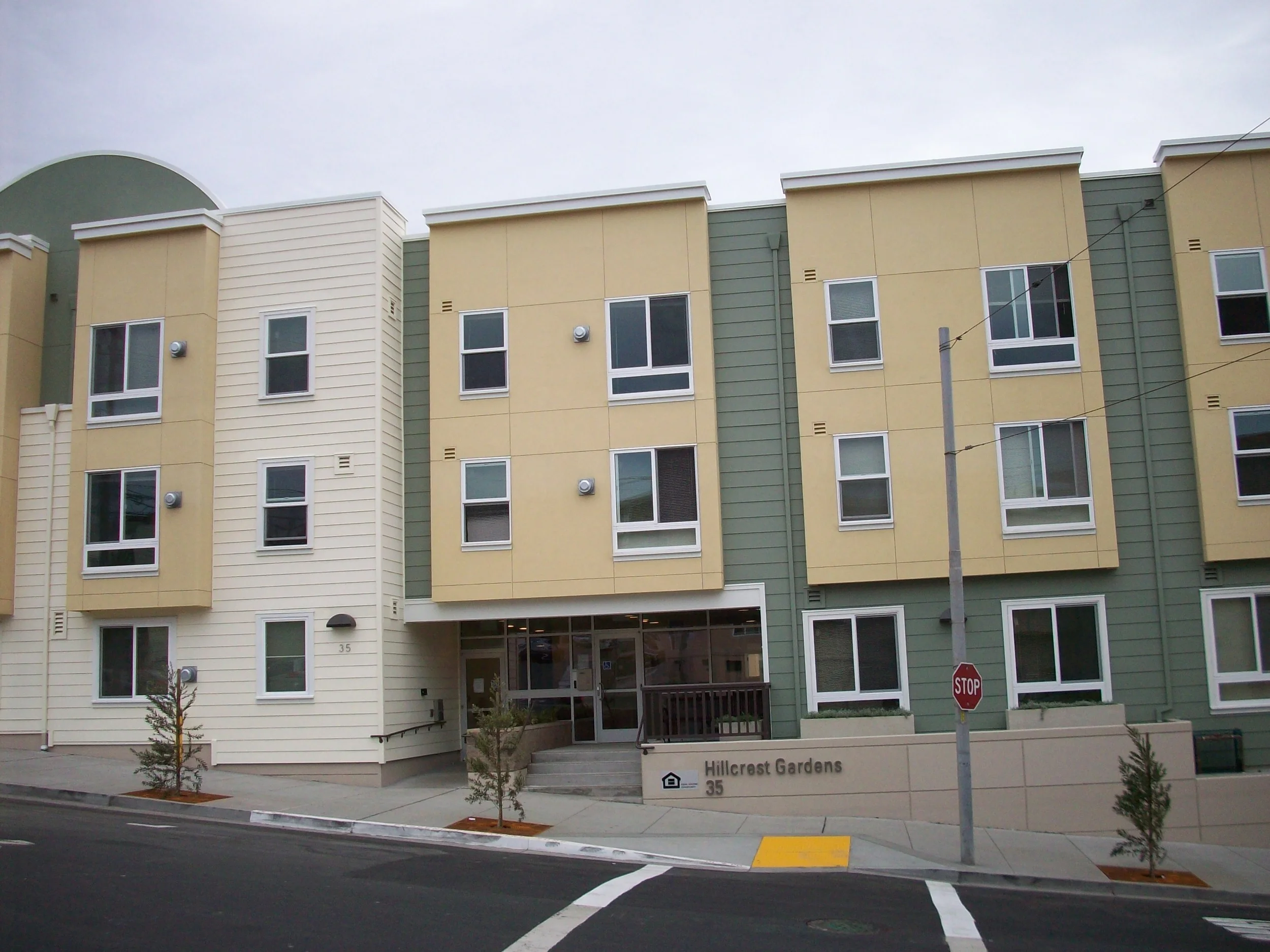 Hillcrest Street view.jpg