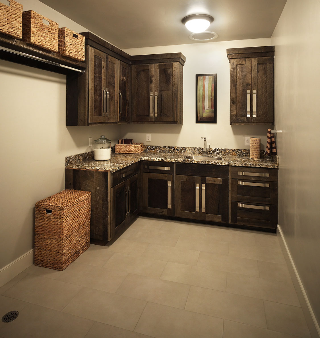 home_1_laundry.jpg