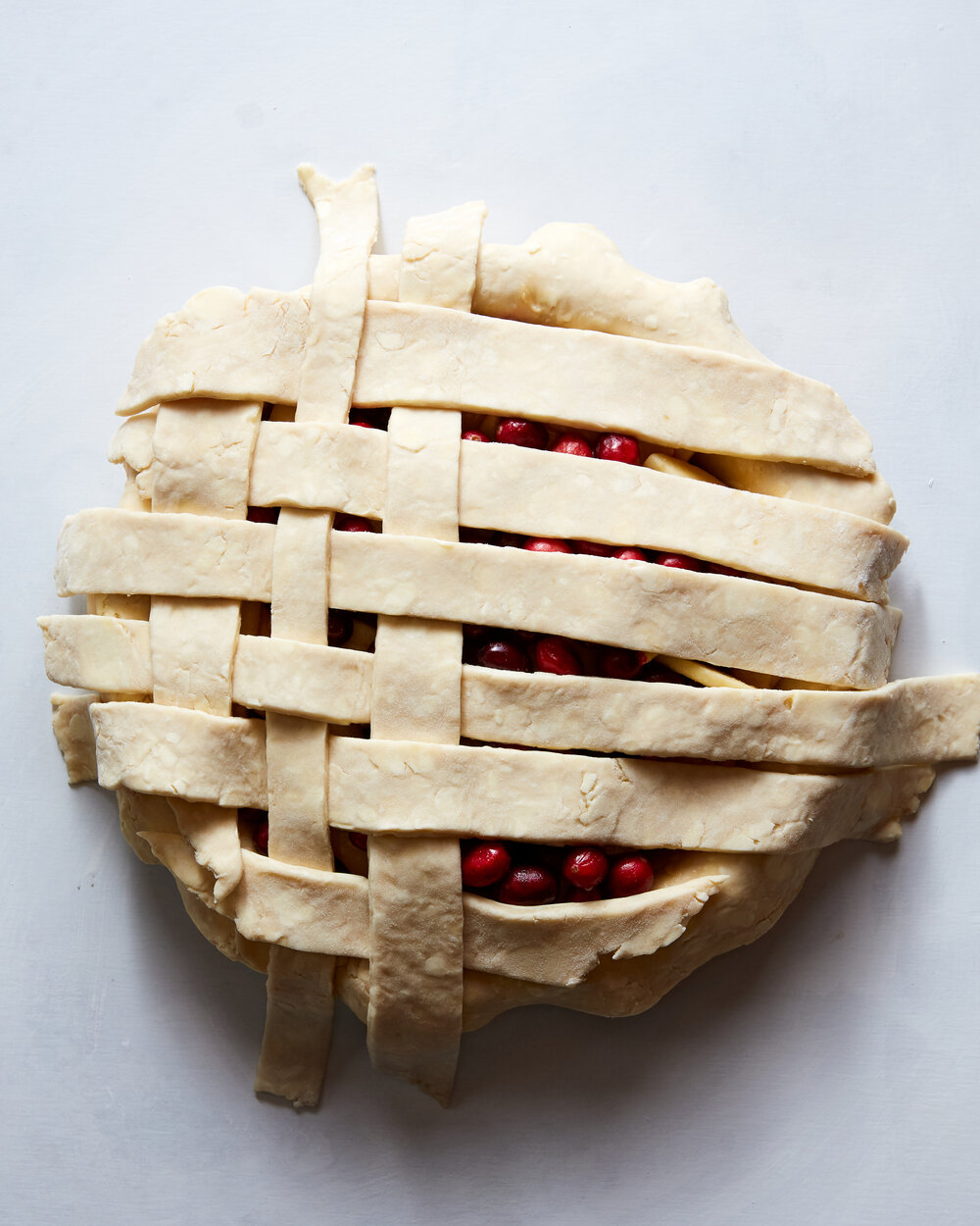 CranberryAppleCiderPie_YossyArefi 8.jpg