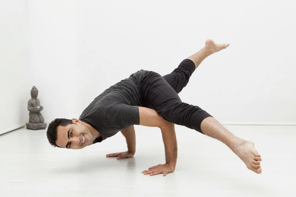 Amitai Cohen Arm Balance.jpg