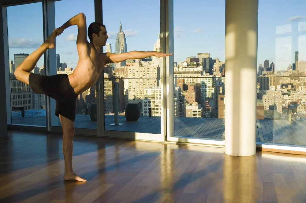 Amitai Cohen Dancer's Pose.jpg