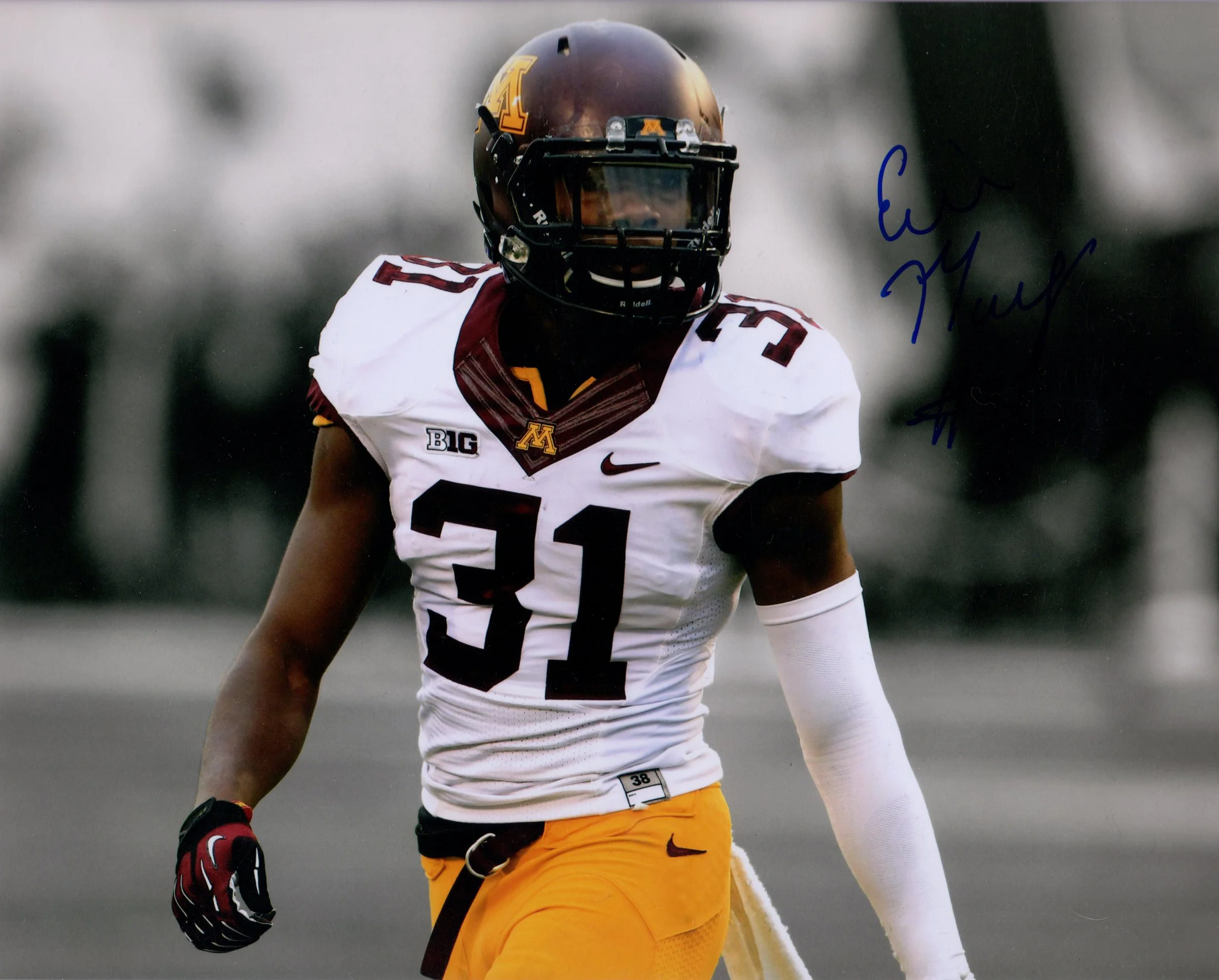 Eric Murray Minnesota Autographed Spotlight Photo (Chiefs)