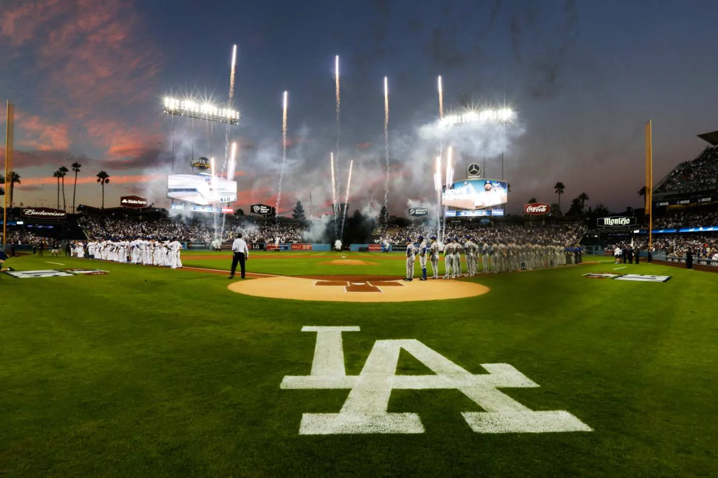 dodger stadium.jpg