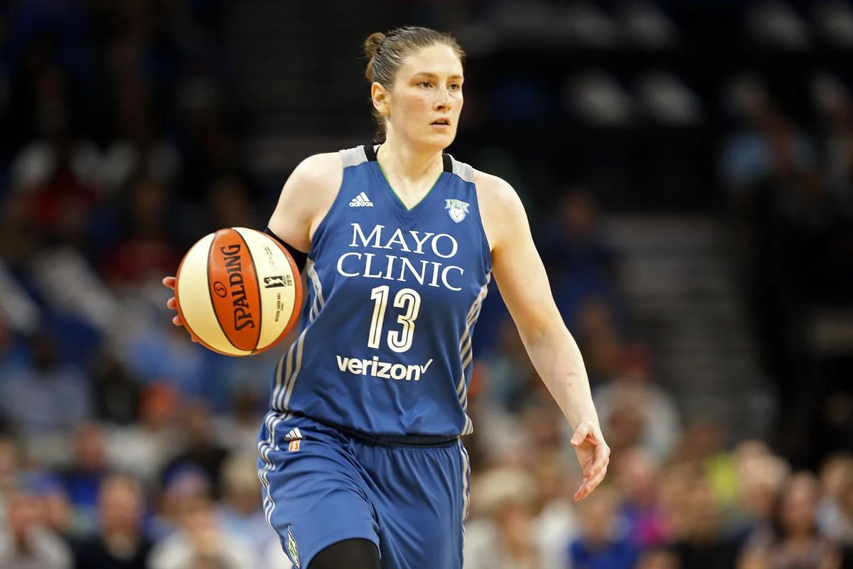 Lindsay Whalen3.jpg