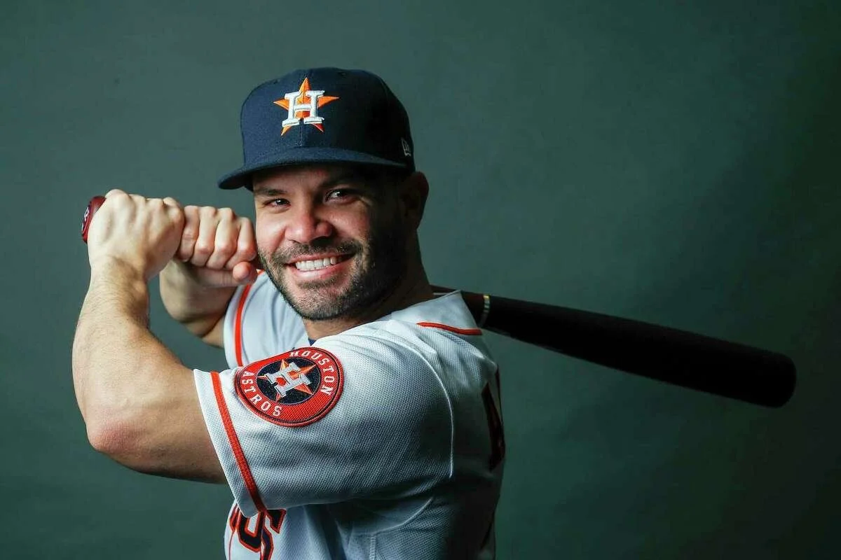 Houston Collectors Show | JOSE ALTUVE, YORDAN ALVAREZ, JEFF BAGWELL, CHARLIE SHEEN, RANDY QUAID, ROBERT BRAZILE, LORENZO WHITE, SHERYL SWOOPES, ELVIN HAYES, DENNIS RODMAN, THE SANDLOT &amp; MORE