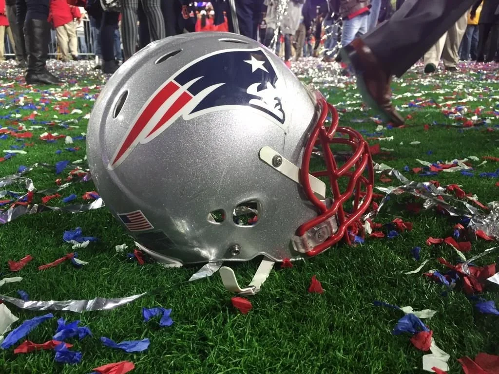 patriots helmet.jpg