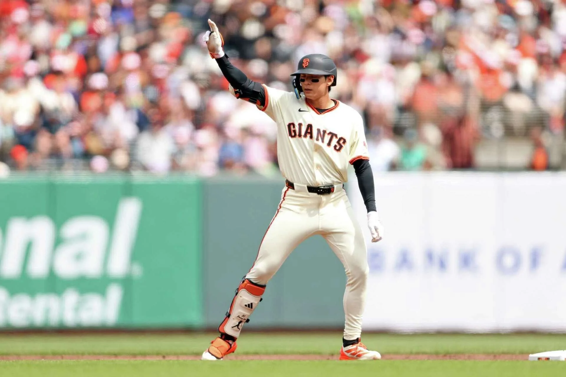 jung hoo lee.jpg