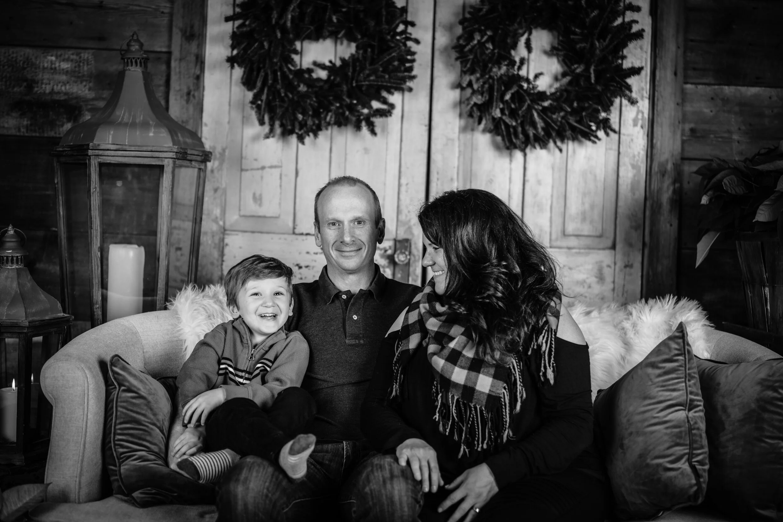 121118_Livingood Morrison Family_HOLIDAY MINIS-616-2.jpg