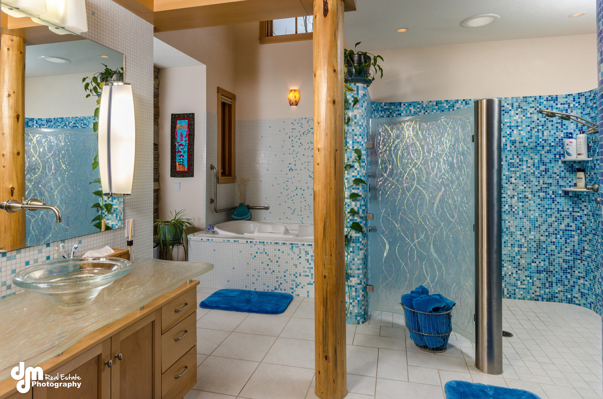 11863 Rockridge Dr Anchorage-print-019-Master Bedroom Ensuite-4200x2782-300dpi.jpg