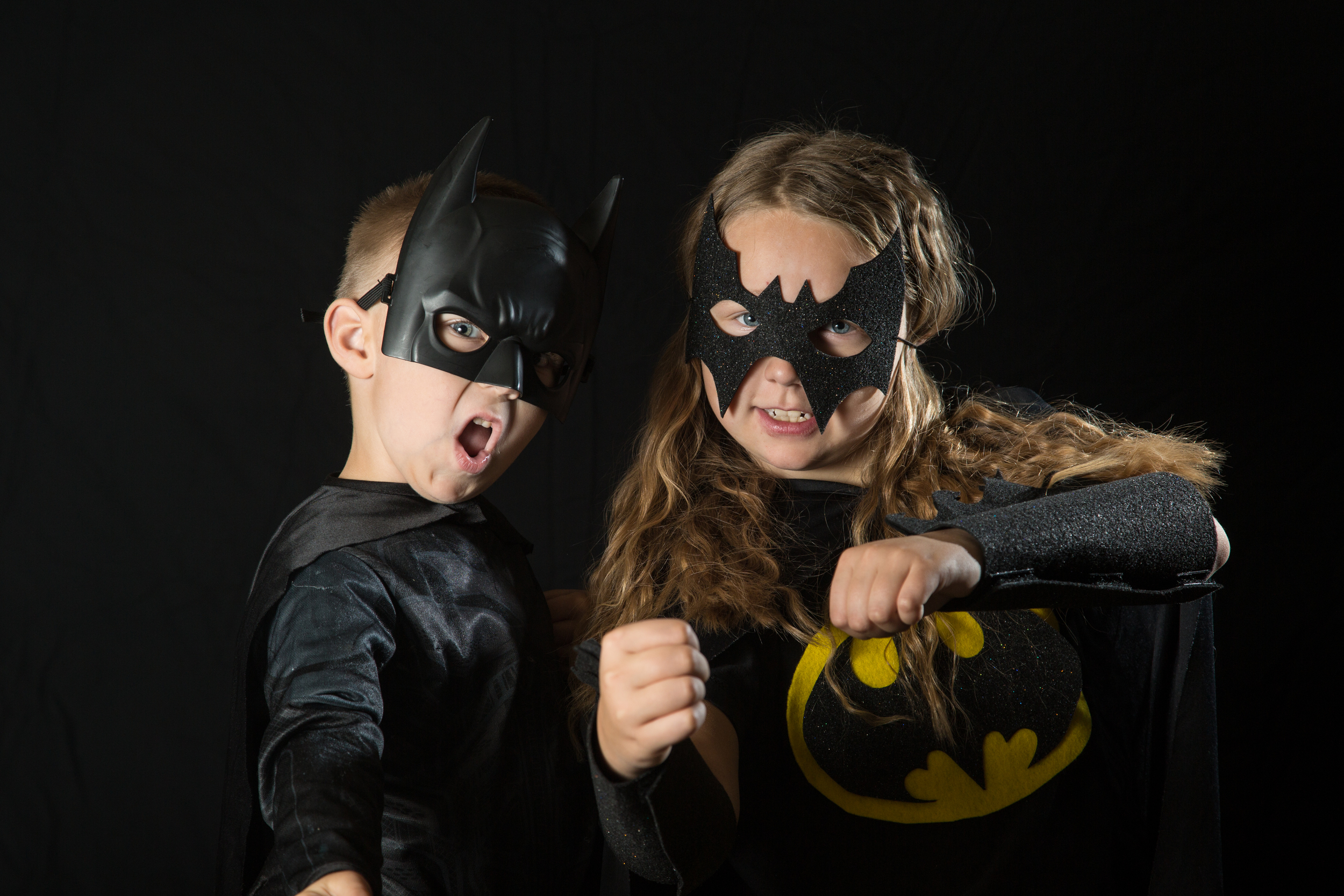 LAURA PRETEND PLAY BATMAN!! Kids Costume for Carnival 