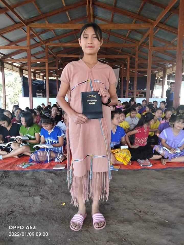 Mae Sot Thailand Church Distribution 311130187623820.jpeg